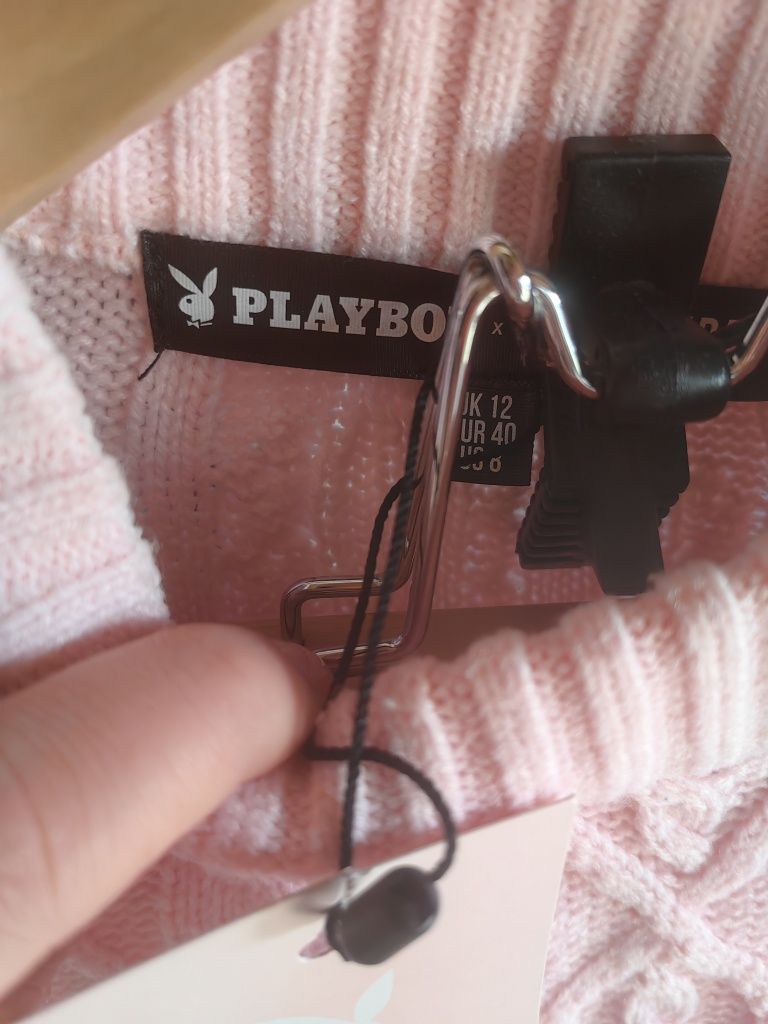 Misguided&playboy страхотен кроп топ пуловер мек и топъл много секси