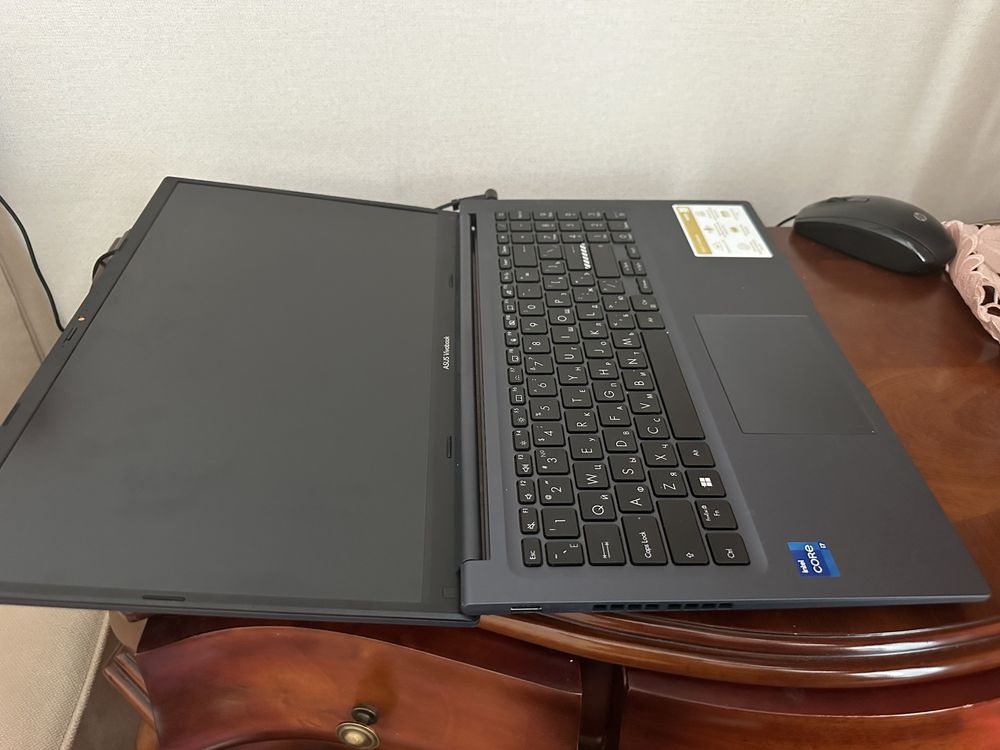 Asus Vivobook core i 7