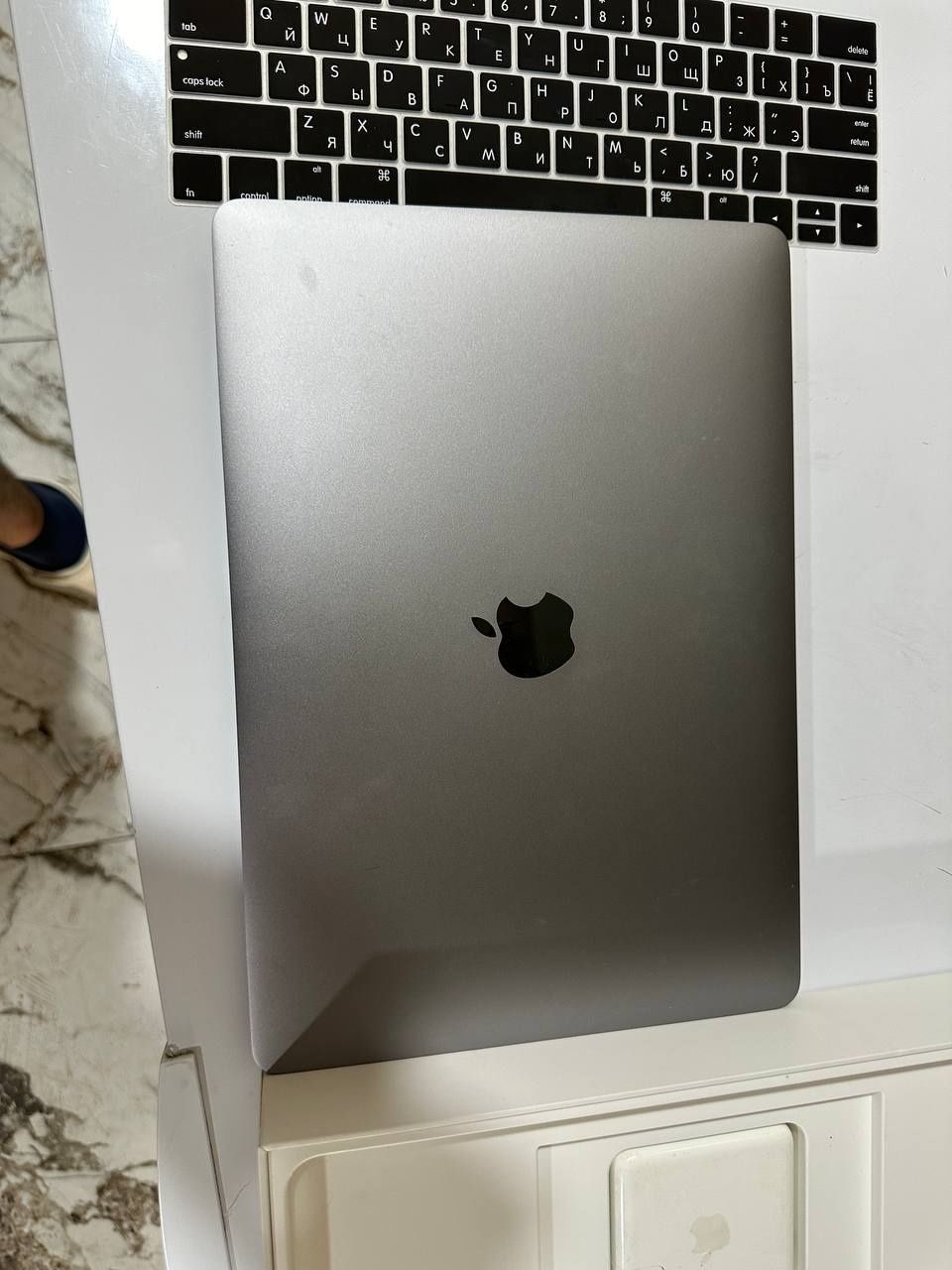 MacBook Pro 2019 8/256