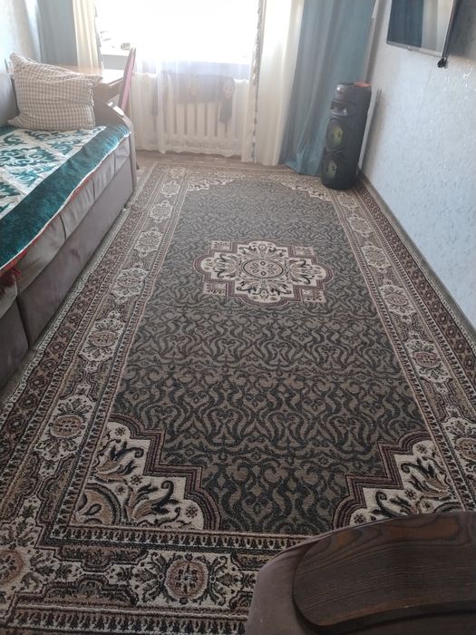 Ковер  2*4 размер б|у