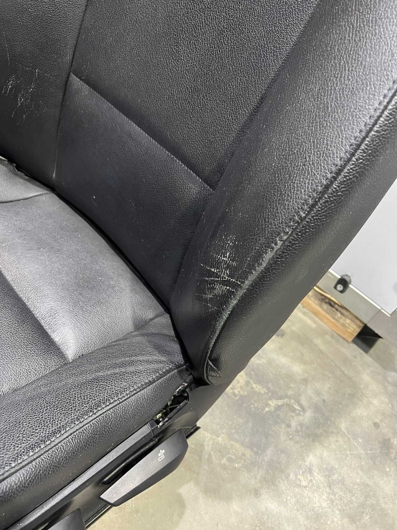 Interior scaune BMW X1 E84 fara incalzire