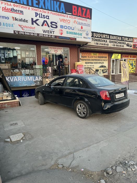 Lasetti jentra 1.6 sotiladi