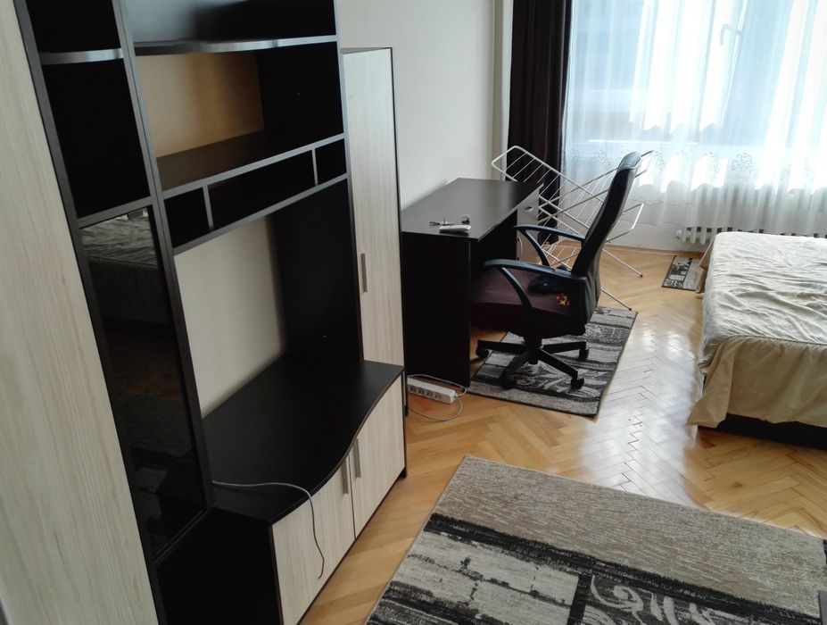 Двустаен апартамент в Младост 1 под наем