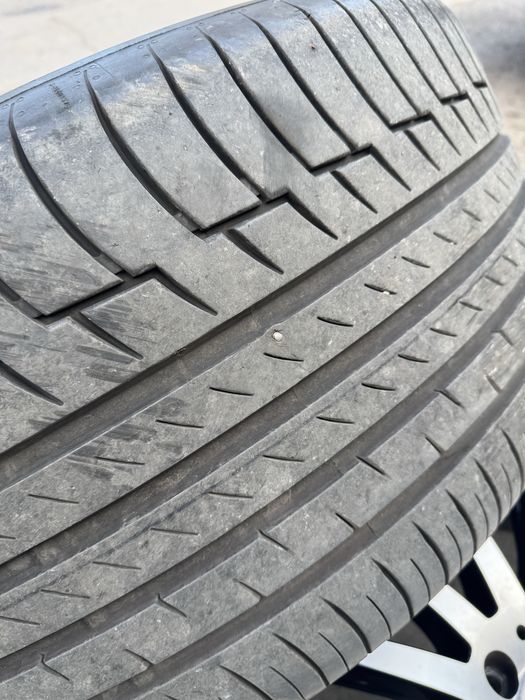 Continental 325/40/22 - 285/45/22