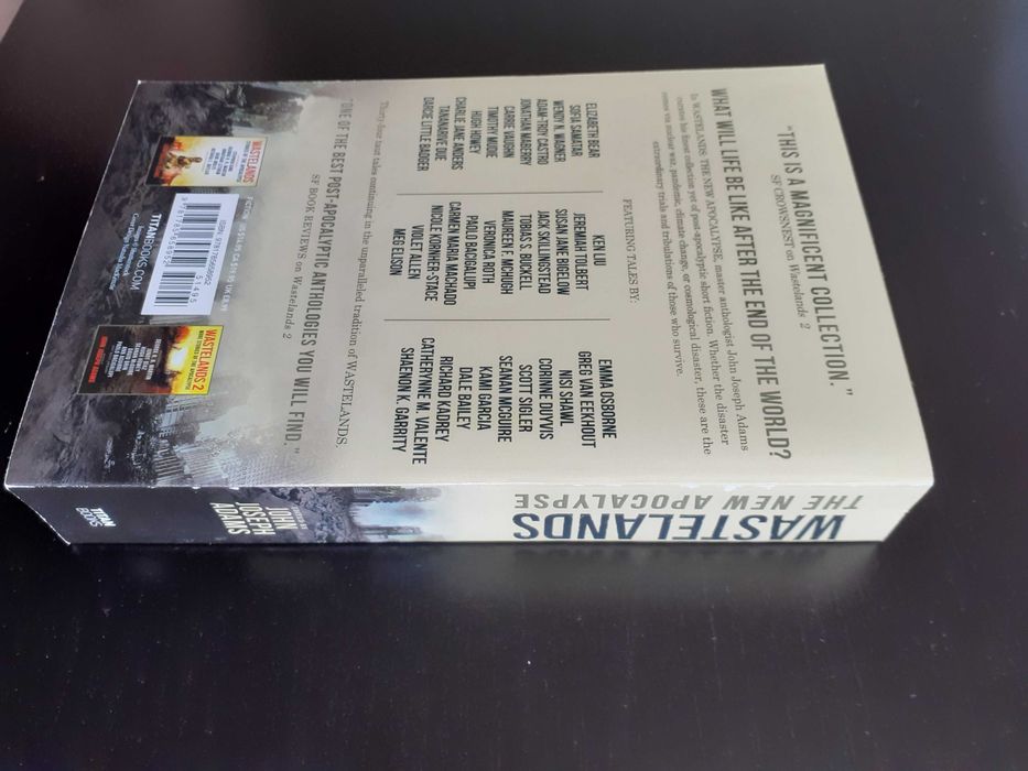 Wastelands: The New Apocalypse (antologie science fiction, ex. nou)