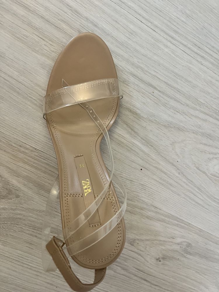 Sandale noi Silicon Zara