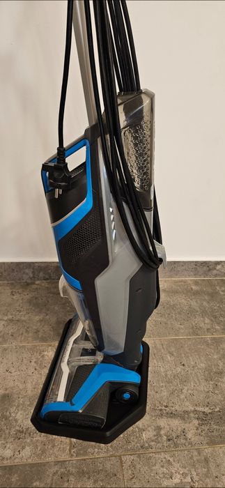 Vand Aspirator mop Bissell CrossWave – 2 în-1: aspiră si spală