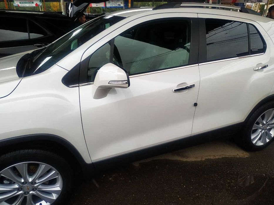 Продаю TRACKER-1