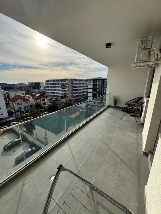 Inchiriez apartament 2 camere mamaia, loc de parcare-termen lung