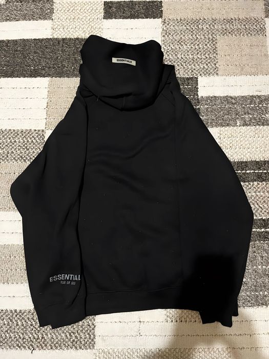 Черно essentials худи