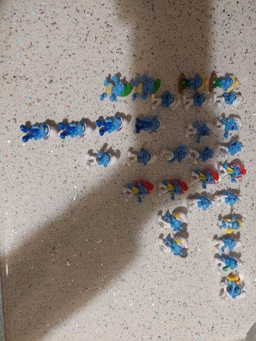 De vânzare lot 4 strumfi