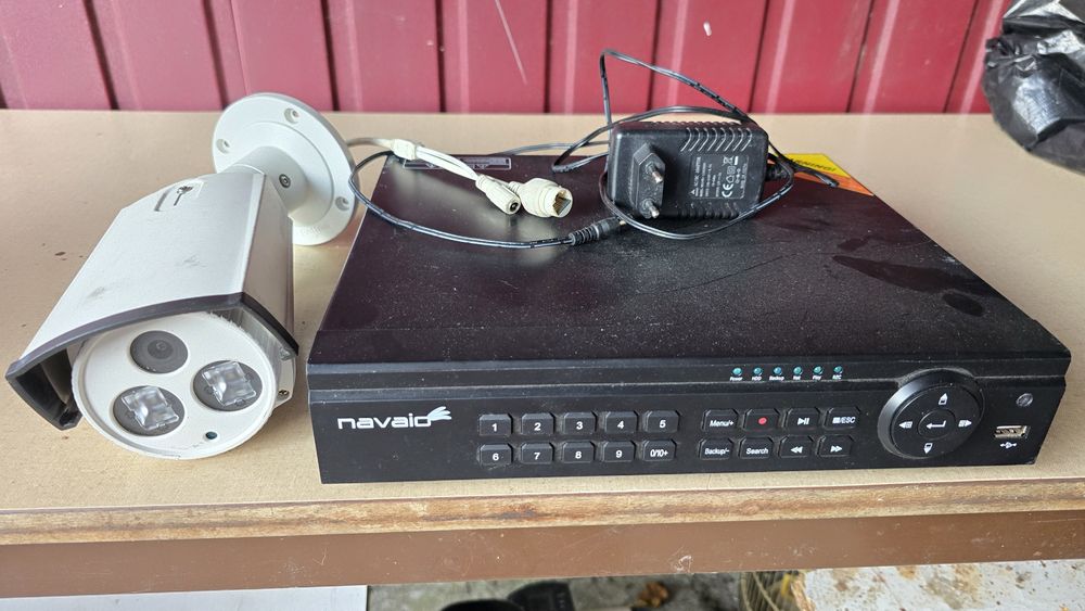 Vând DVR și cameră supraveghere