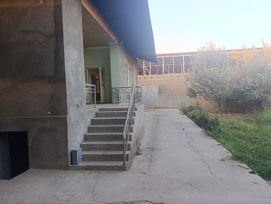 Xasanboyda kirganda Navoyi kalxozda yer Uchaska sotiladi 12 sotix