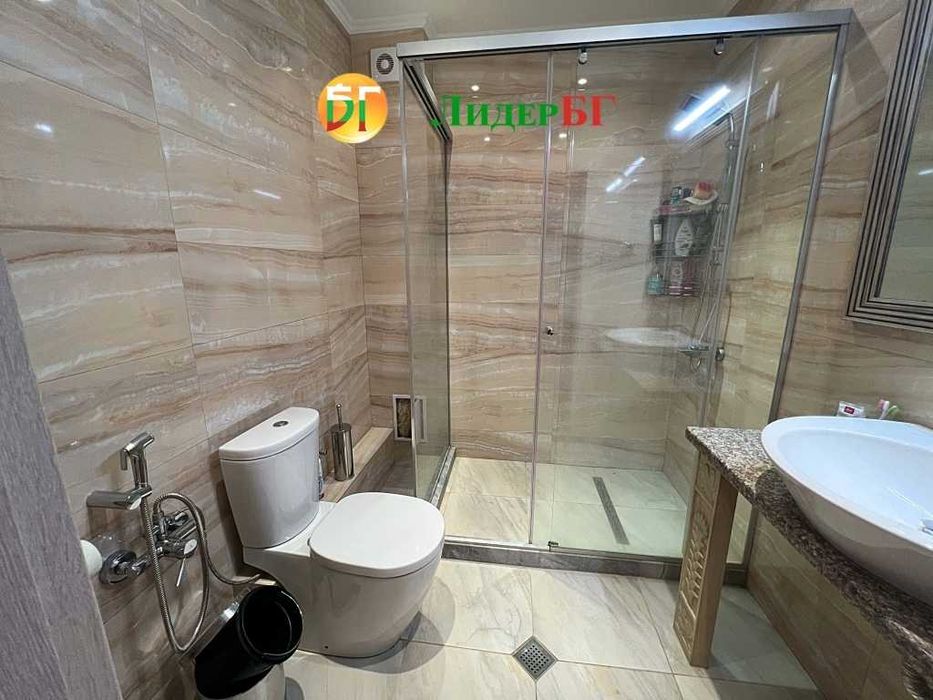 Двустаен апартамент с красива гледка към басейна в к-с Аргищ Партез