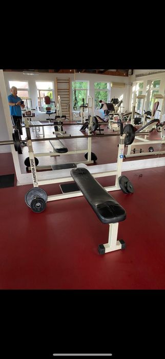 Vand aparate de fitness si benzi de alergare