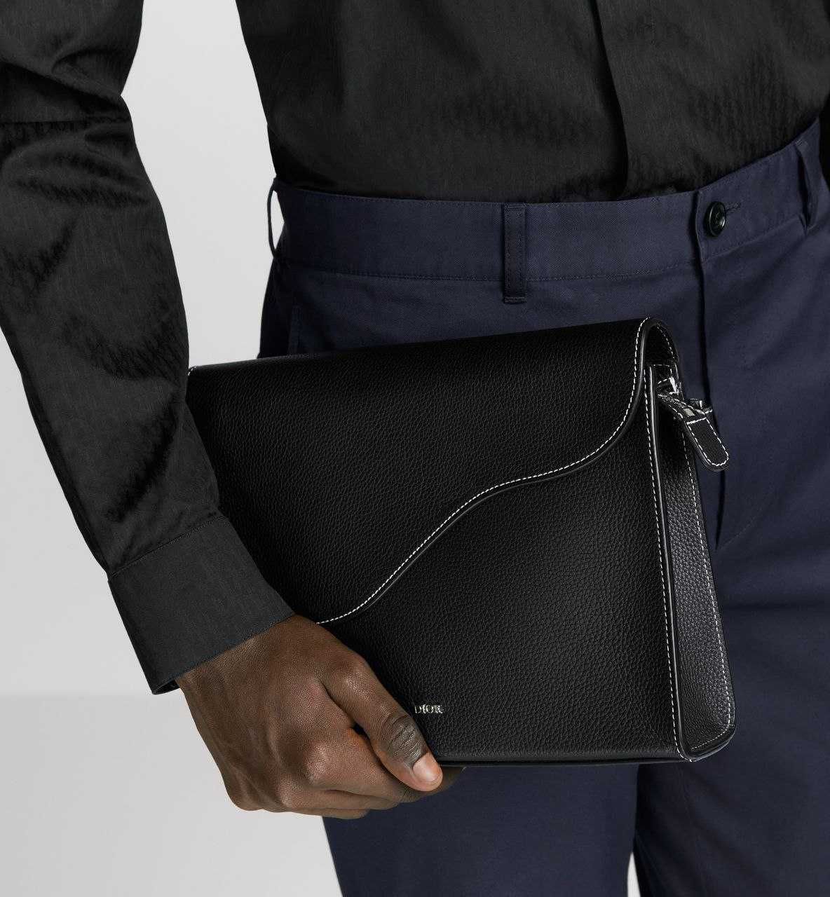 Чанта DIOR A5 Saddle A5 Triangle Pouch