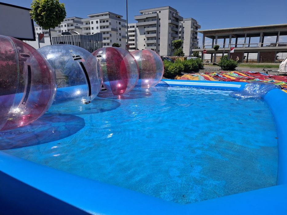 Piscina cu bile completa!