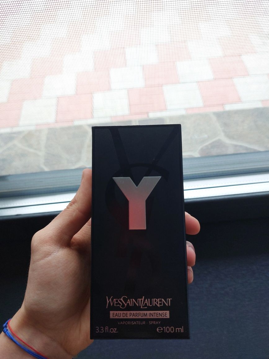 Vând Parfum YSL Y EDP Intense