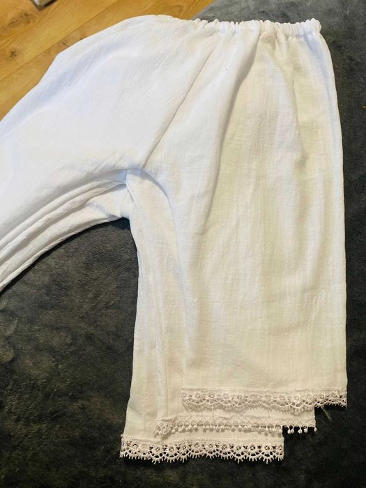 Costume tradiționale maramureșeane