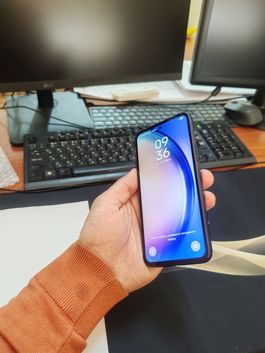 Samsung A54 5G 8/256gb(2025)ideal ochilmagan usta kurmagan aybi yuq