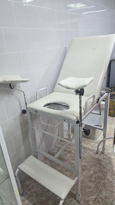 гинекологическое кресло