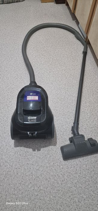 Пылесос отлично состояние