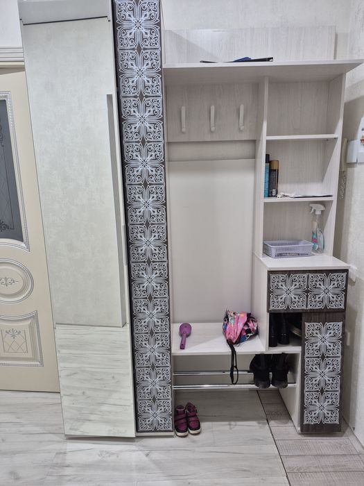 Прихожый шкаф сатылады, жағдайы жақсы