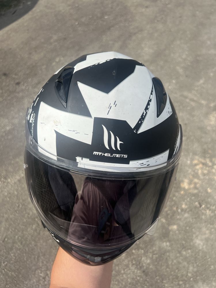 Каска MT Helmets Mugello