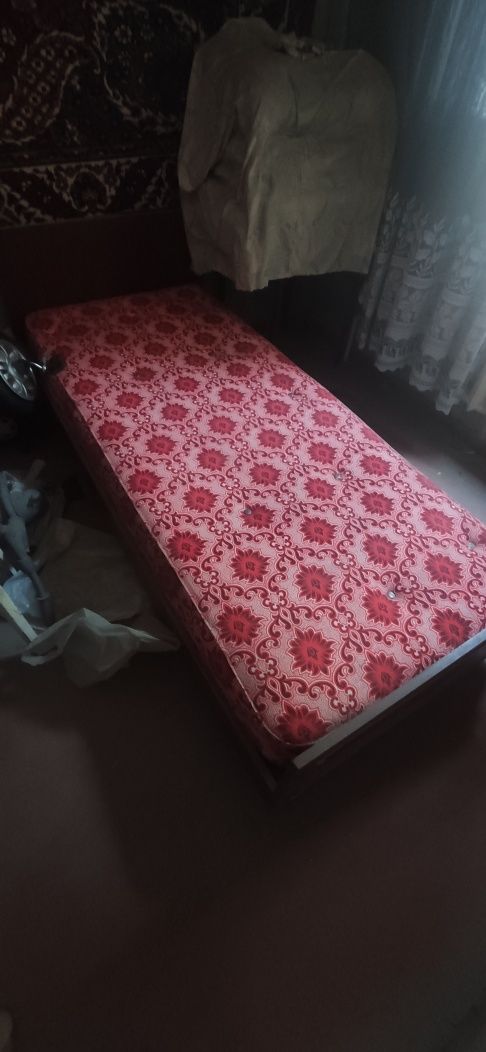 Продаётся кровать советская