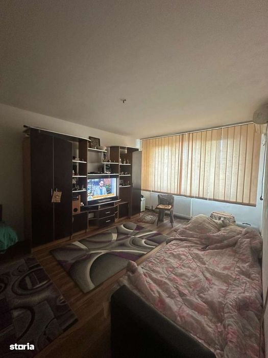 Apartament cu 4 camere, Mobilat-Utilat Giurgiului