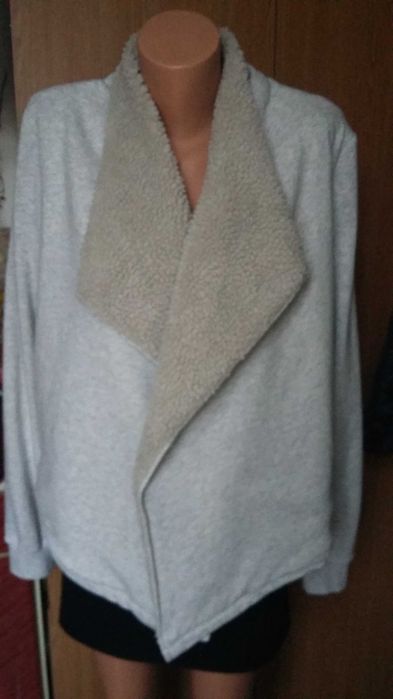 Geaca/Cardigan cu blanita