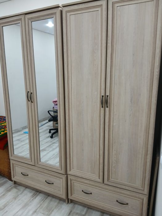 Продам спальный гарнитур