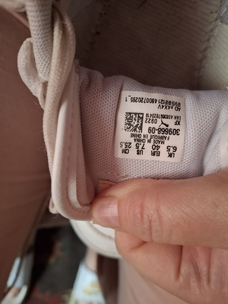 Pantofi dama .Adidași comozi.