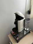 Nespresso Vertuo Plus C + suport capsule