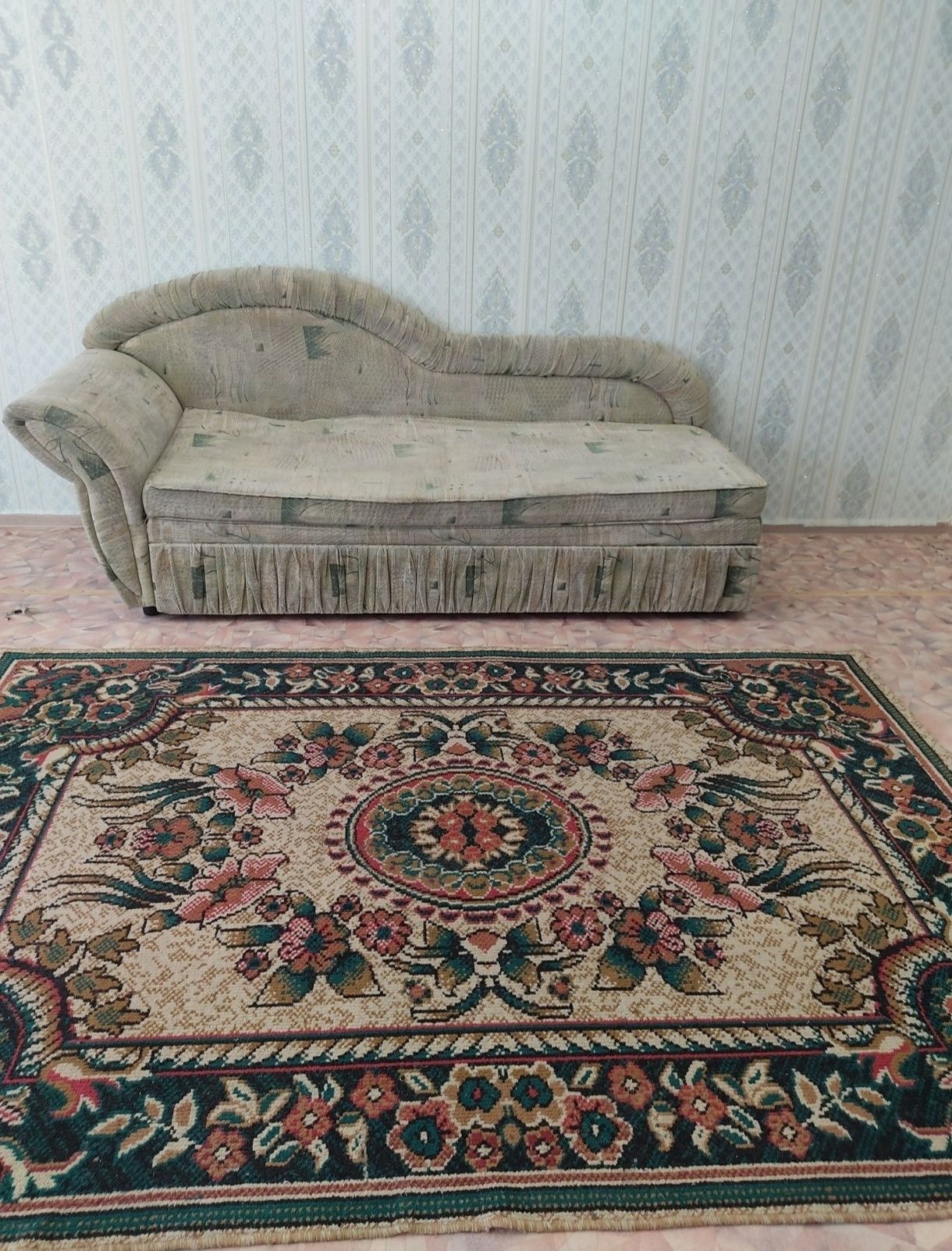 Сдам квартиру 1 комнатную в г Аксу