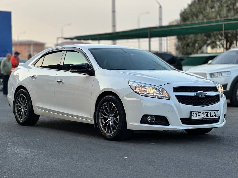 Продам chevrolet malibu 1 ls механика