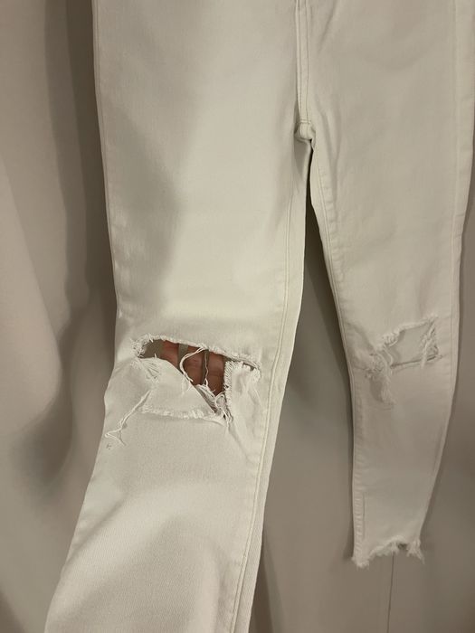 Бели дънки Bershka Skinny