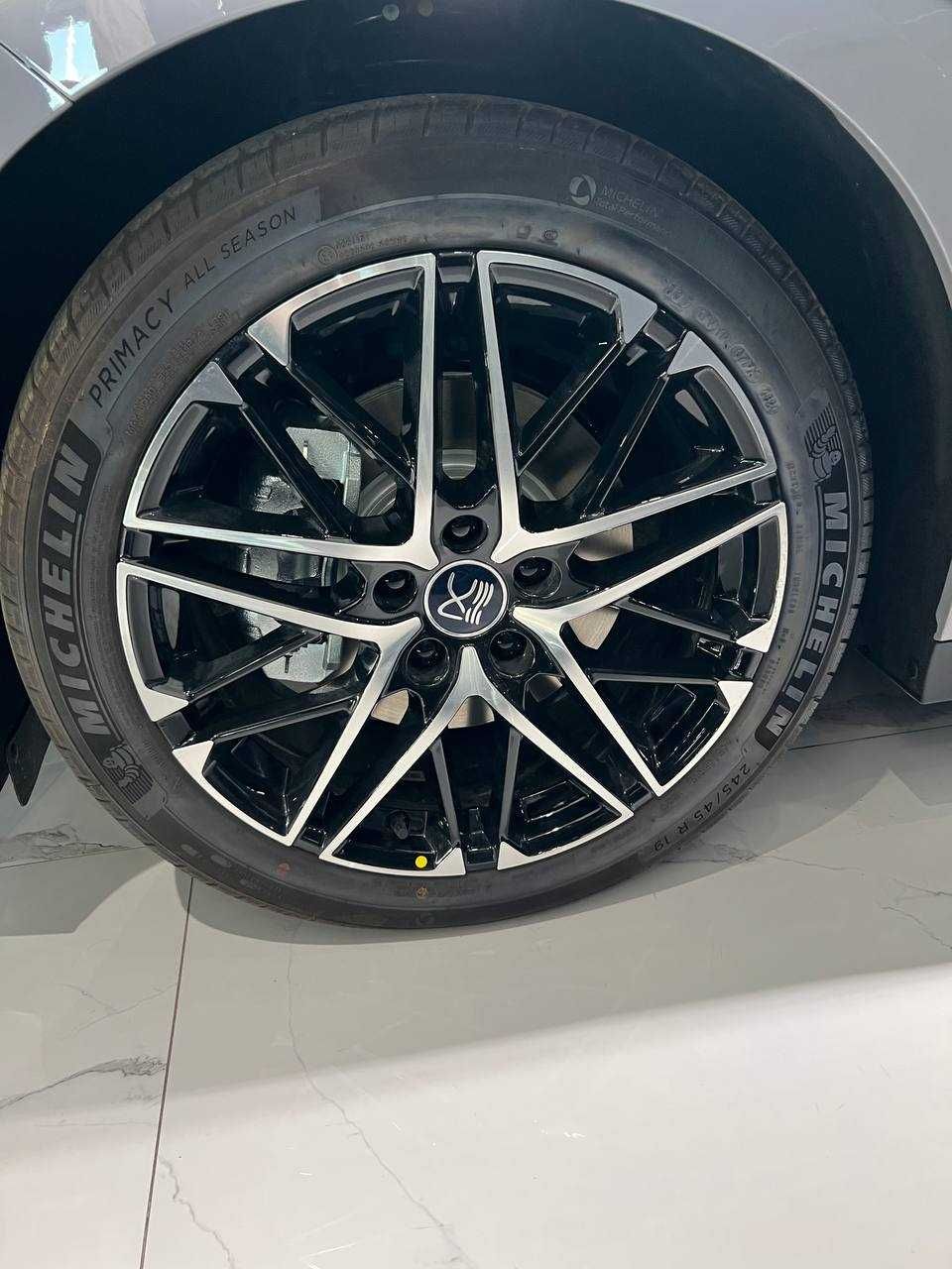 BYD Han 701 km BROOKLYN GREY ENG ARZON NARXDA sotuvda tayyor