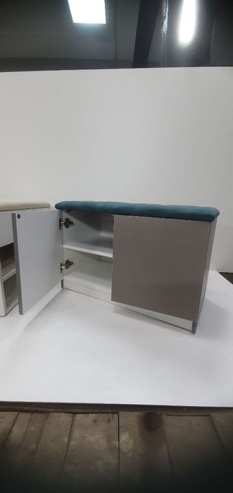 Пуфик,в прихожую для обуви с мягкой сидушкой