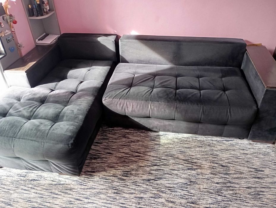 Ъглов диван в много добро състояние-250/158см -350 лв