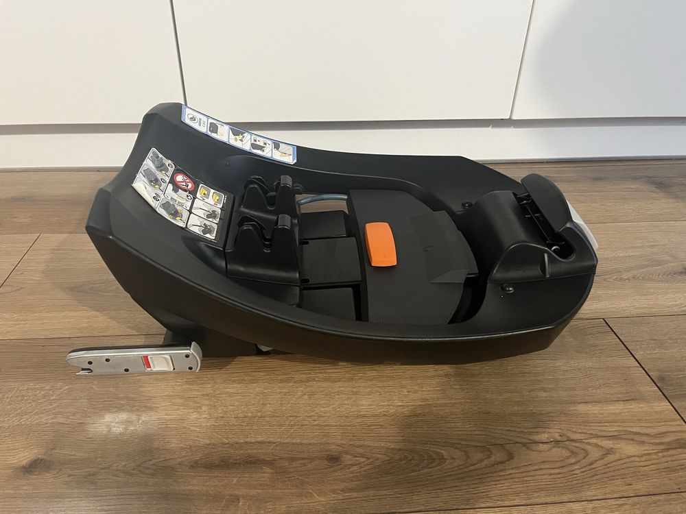Столче за бебе Cybex Gold Aton 5 + база за автомобил + адаптери
