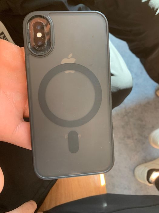 Айфон X. xoрошем состаяние