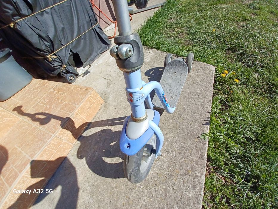 Vând Trotineta si bicicleta F. Pedale Puky