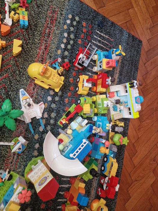 Lego Duplo 11seturi complete + extra piese