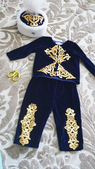 Продам  костюм детский