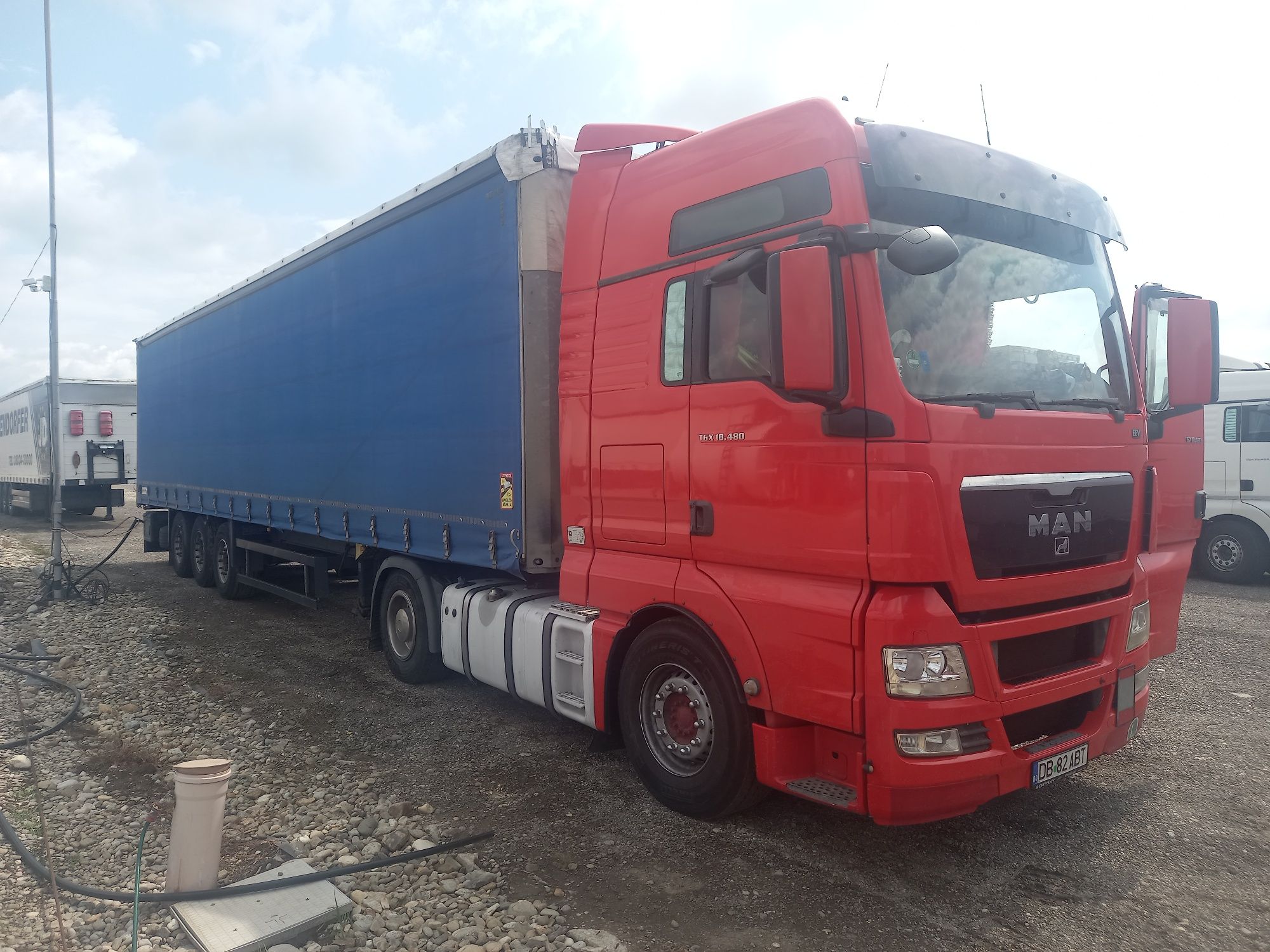 Ansamblu Man TGX EEV 480 + Schmitz Cargobull Standard