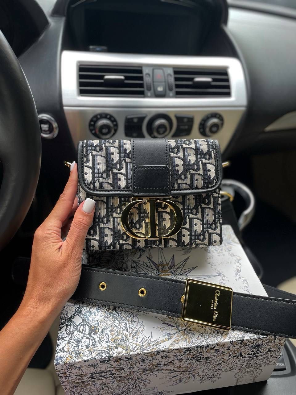 Нова Чанта Диор dior