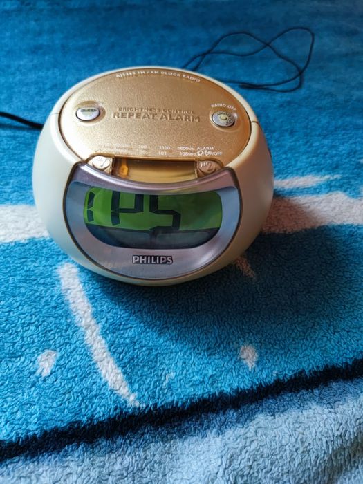 Radio cu ceas și alarmă Philips