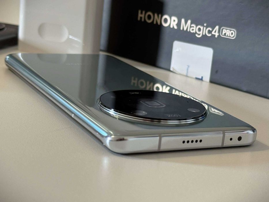 Бартер!Като НОВ! Honor Magic 4 Pro 8/256GB Cyan (Зелен) + 100W