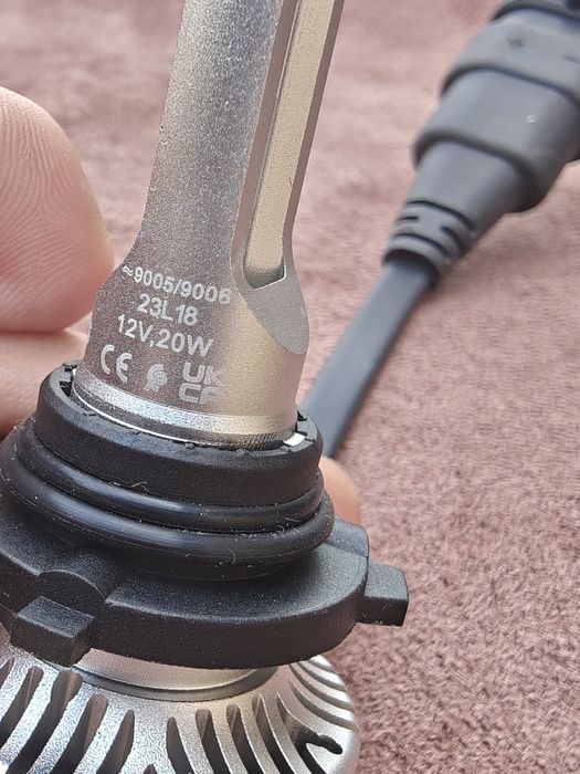 Лампы для автомобилей led Philips 9005/9006